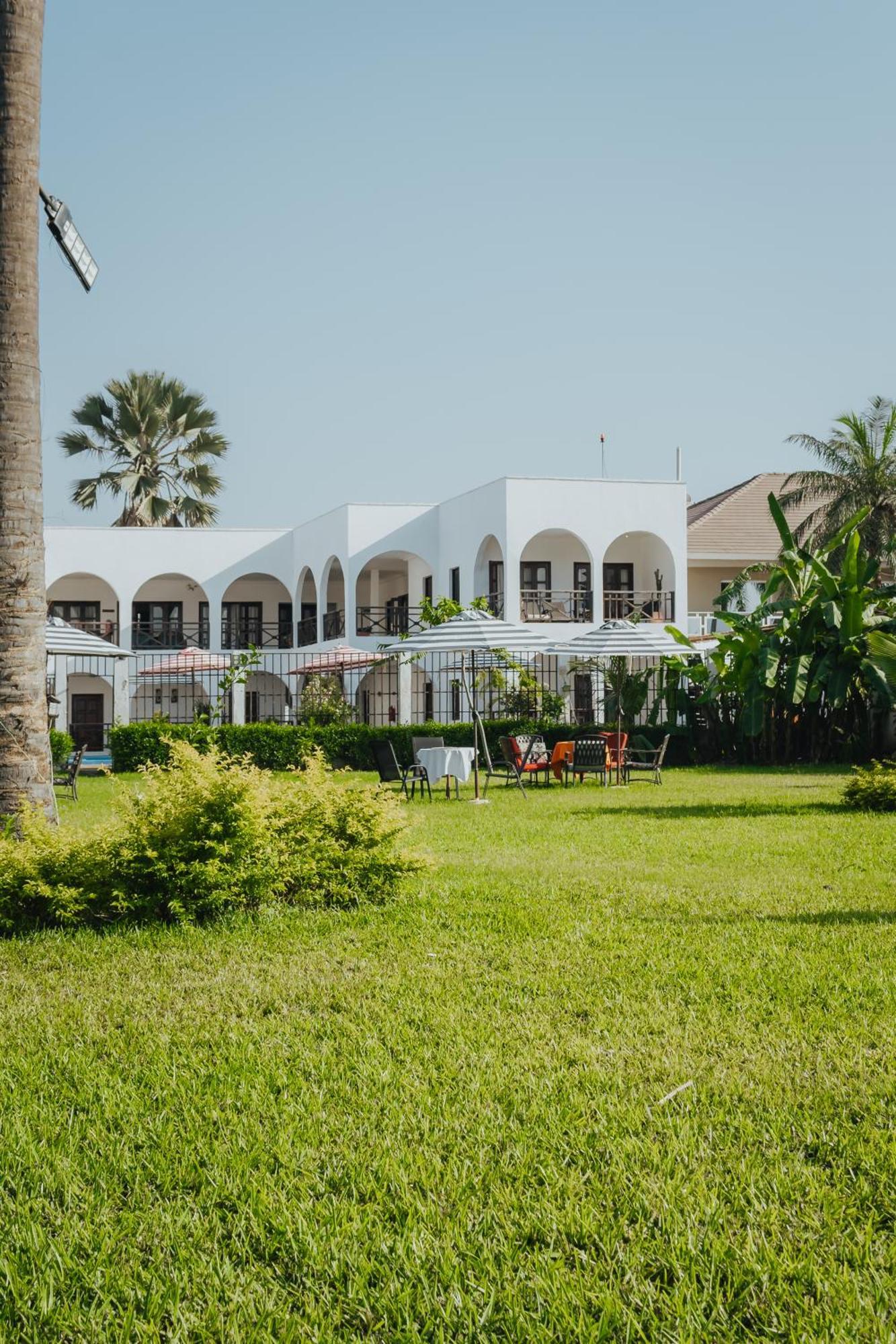 Harmony Resort Boutique Hotel Banjul Exterior photo