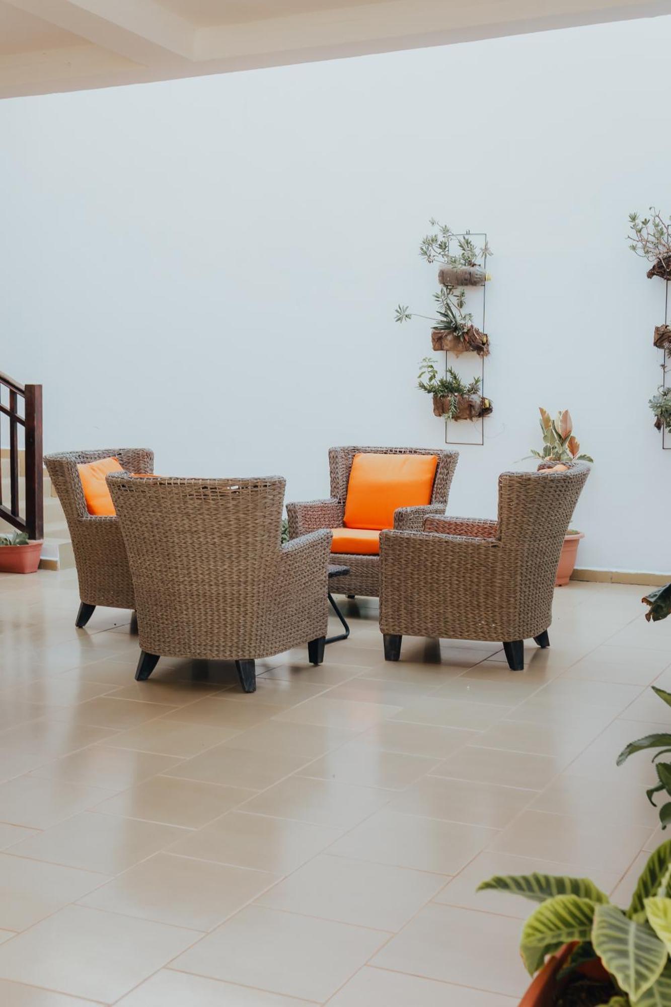 Harmony Resort Boutique Hotel Banjul Exterior photo